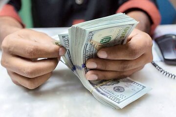 سیگنال تحریم‌ها دلار را صعودی کرد/ این پیش‌بینی را از دست ندهید