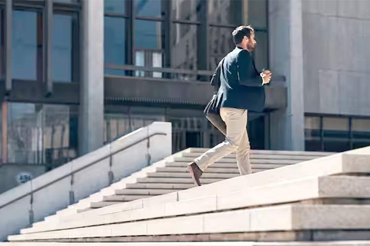 فقط ۳ دقیقه تحرک شدید در روز ممکن است خطر ابتلا به سرطان را کاهش دهد