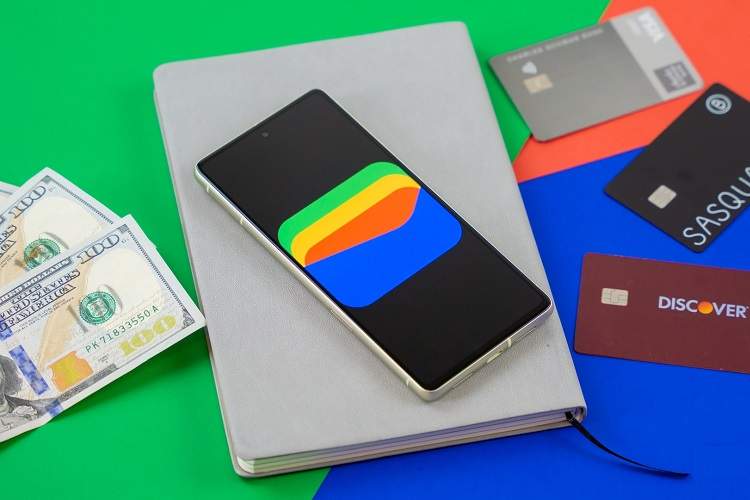 والمارت بالاخره تسلیم شد؛ Google Pay به فروشگاههای این شرکت میآید