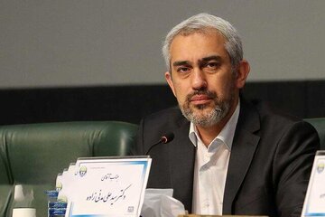 واکنش وزیر اقتصاد به تحریمهای جدید آمریکا / برنامه آفندی دولت روی میز است / منتظر حمله ما هم باشند