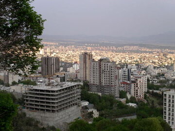 پیشبینی مهم انبوهسازان از بازار مسکن در ماههای آینده/ افزایش قیمت ملک در این مناطق زودتر اتفاق افتاد/ گوران: هزینه ساخت بیش از ۱۰۰ درصد افزایش یافت