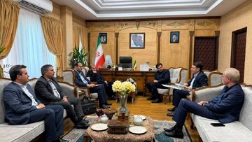 پیگیری وعده تفاهمنامه محرومیتزدایی آذربایجانغربی با هدف عمرانی و آبادانی روستاهای کم برخوردار استان