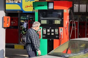 چند راه پیشنهادی برای رفع ناترازی بنزین/ افزایش مصرفCNG ، کاهش سهمیه در ماههای پرمصرف، کاهش سهمیه بنزین شهرهای کوچک و…
