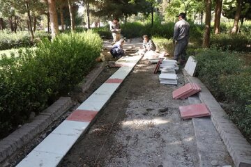 آغاز نوسازی جداره میدان آیینی کوثر کرمان