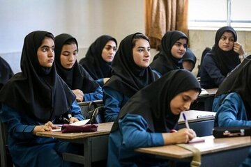 آموزش سه هزار و ۷۵۰ سوادآموز در فارس