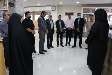 بازدید شهردار و اعضای شورای اسلامی شهمیرزاد از بخشهای نوآورانه کتابخانه مرکزی سمنان
