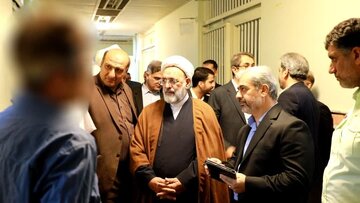 بازدید مسئولان قضایی استان سمنان از اردوگاه کاردرمانی و حرفهآموزی