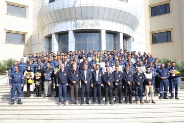 تجلیل از نمونههای برتر ایمنی شرکت توزیع نیروی برق استان سمنان در دومین گردهمایی «بهام»