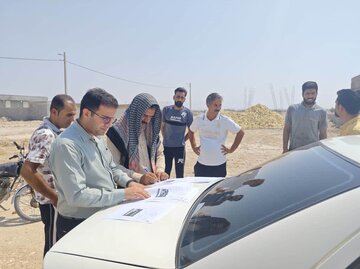 تحویل زمینهای طرح «خانه امید» به روستاییان گراش