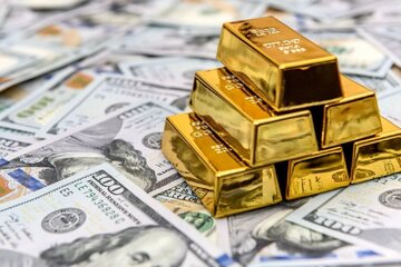 دبیر پیشین کانون صرافان: عبور دلار از مرز ۲۴۵ هزار تومان قابل پیشبینی نبود/ گرانی دلار، طلا را هم گران کرد