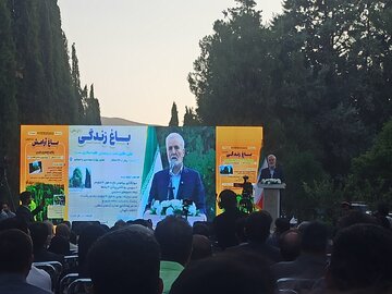 دو باغ به ریههای تنفسی شیراز پیوستند/۲۴۰ هکتار به سرانه عمومی افزوده شد
