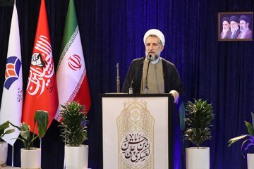 شایستهسالاری و قانونمداری باید مبنای مدیریت استان باشد
