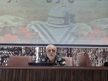 فارس با ۲هزار یادواره شهید به استقبال هفته دفاع مقدس میرود