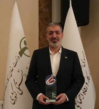 پتروشیمی مسجدسلیمان در میان شرکتهای برتر حاکمیت شرکتی ؛ تجلیل از پیمان شاهاویسی در اجلاس هلدینگ صبا انرژی