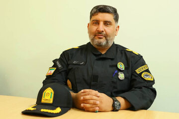 کشف ۶۱ قلم شیء تاریخی در فارس/ برخورد با حفاران غیرمجاز