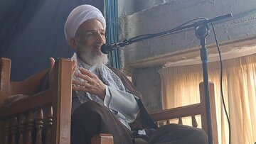 یادواره ۶ شهید روستای غلامی بهشهر با حضور نماینده ولی فقیه در استان برگزار شد