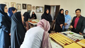 از روایت کودکان تا مهارتآموزی هنرمندان؛ گردشگری سمنان در مسیر مردمیشدن