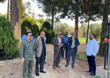 تأکید مدیرکل دفتر جنگلکاری، پارکها و ذخیرهگاههای جنگلی سازمان منابع طبیعی و آبخیزداری کشور، بر توسعه تولید نهالهای سازگار با اقلیم در سمنان