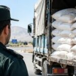 توقیف کامیون حامل ۳ تن و ۲۰۰ کیلوگرم آرد خارج از شبکه توزیع کوهدشت 