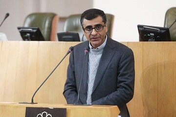 رئیس‌جمهور بخشنامه بودجه ۱۴۰۶ را ابلاغ می‌کند / معاون سازمان برنامه: افزایش حقوق کارمندان و کالابرگ در سال آینده متناسب با منابع بودجه تعیین می‌شود