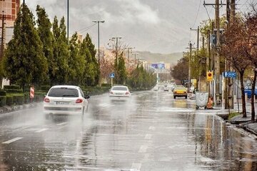 سیلاب و آب‌گرفتگی در ایذه؛ قطعی برق و ورود آب به منازل