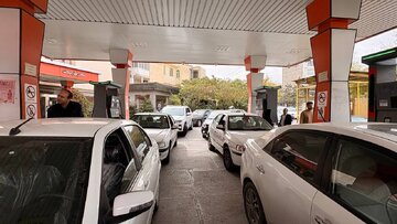 مدیر بازرگانی شرکت ملی پخش: قیمت بنزین سوپر ماهانه تغییر میکند/ قیمت هر لیتر بنزین سوپر ۱۰۳ تا ۱۱۰ هزار تومان